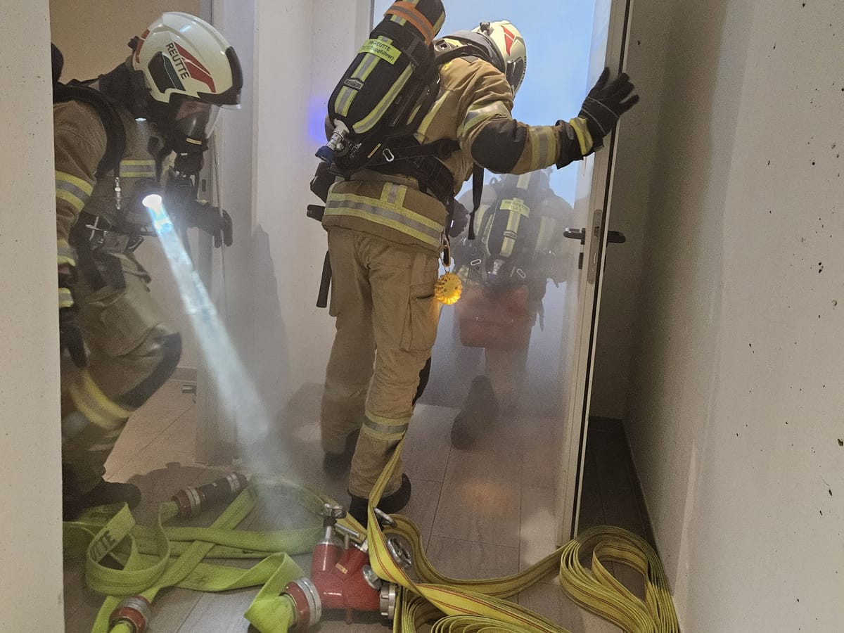 Übung: Tiefgaragenbrand in einem Mehrparteienhaus