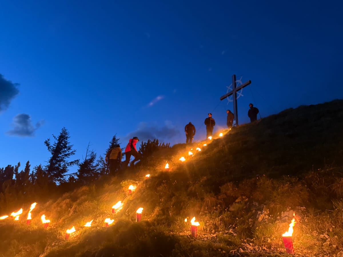 Herz-Jesu-Bergfeuer am Koflerjoch 2026