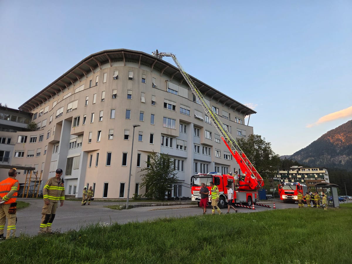 Realitätsnahe Einsatzübung im Bezirkskrankenhaus