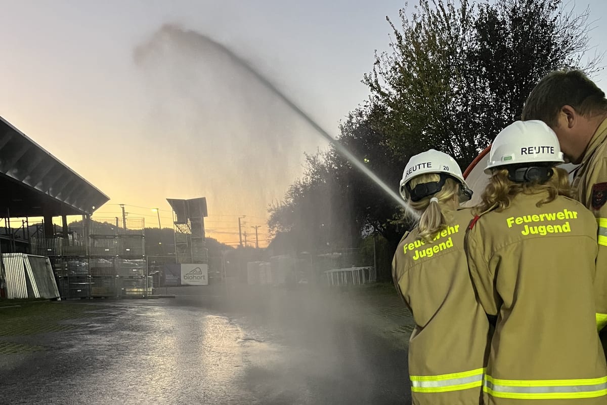 Wasser marsch bei unserer letzten Jugendfeuerwehrprobe!