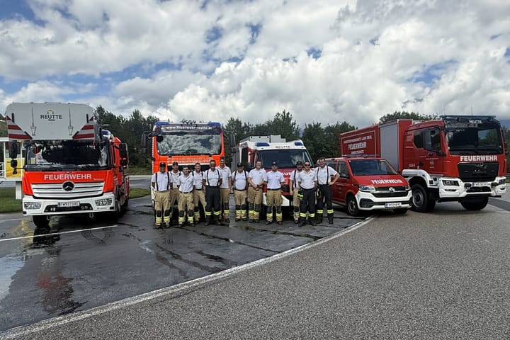 Feuerwehr-Training im ÖAMTC Fahrtechnikzentrum Zenzenhof